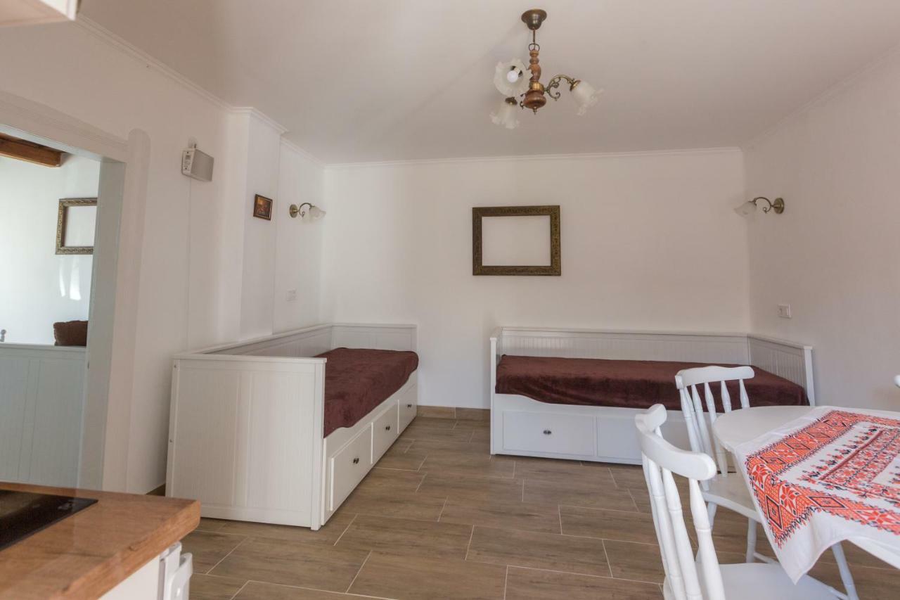 Gadoros Vendeghaz Hotel Egerszalok Bagian luar foto